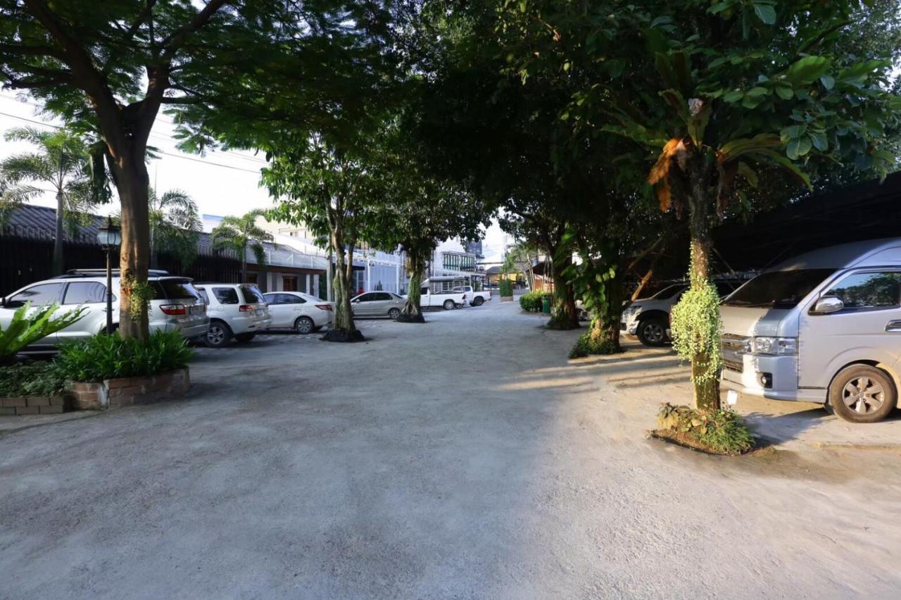 First Residence Mae Rim Exterior foto